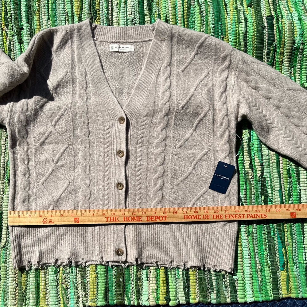 Lucky Brand- NWT oatmeal colored cardigan